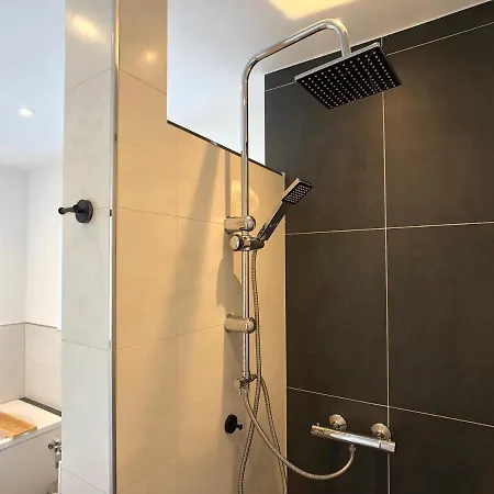 Luxurioese Ferienwohnung In Chemnitz - Apartment B28 Fuer 2 Plus 2 Gaeste Exterior foto